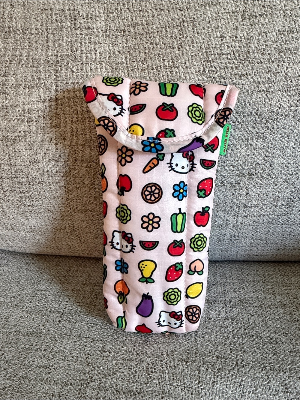 BAGGU Hello Kitty Puffy Glasses Case used